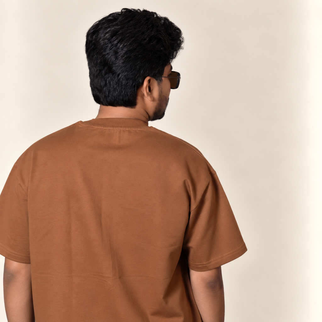 09_studio_like_portrait_photograph_with_a_plain_light.webp