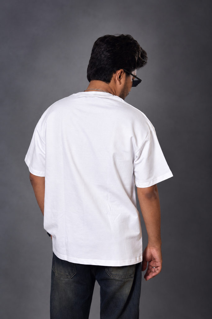 39_studio_portrait_style_photo_a_simple_fashion_prod.webp